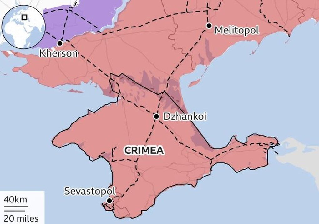 Huge explosion rocked Crimea base, 30 Russian soldiers may have died 11